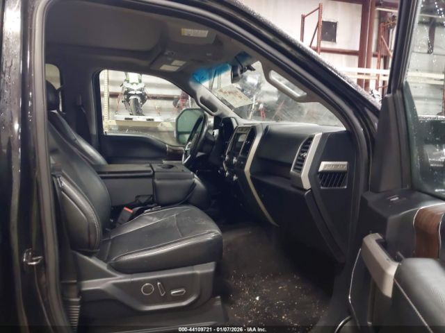 Ford F-150 Lariat Image 4