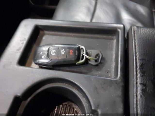 Ford F-150 Lariat Image 15