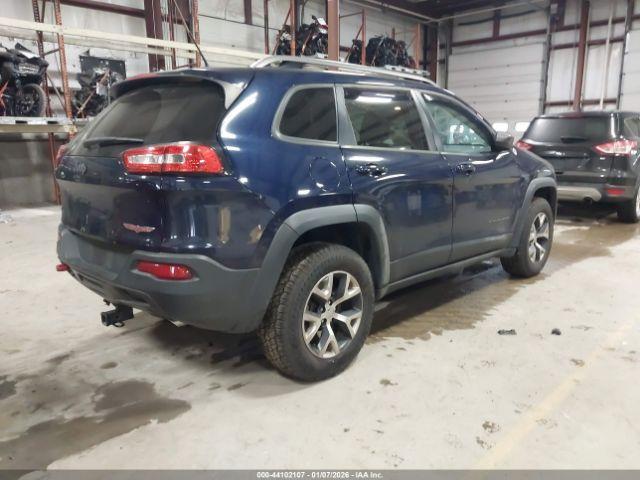 Jeep Cherokee Trailhawk Image 8