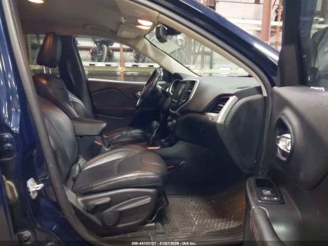 Jeep Cherokee Trailhawk Image 5