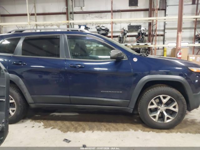 Jeep Cherokee Trailhawk Image 16