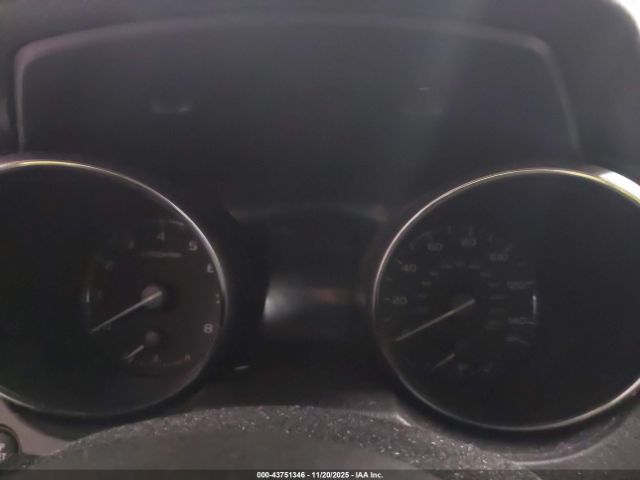 Subaru Outback 2.5i Premium Image 11