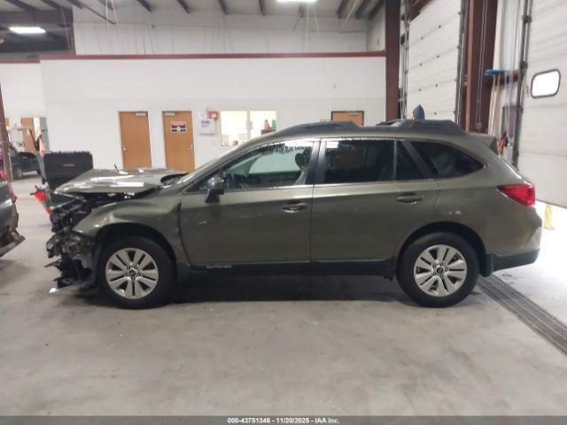Subaru Outback 2.5i Premium Image 9