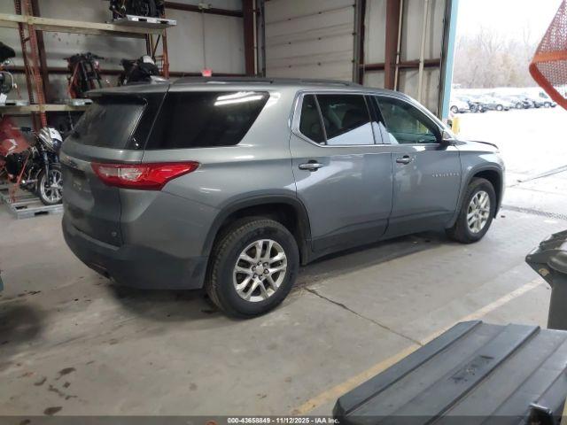 Chevrolet Traverse Awd Lt Cloth Image 10