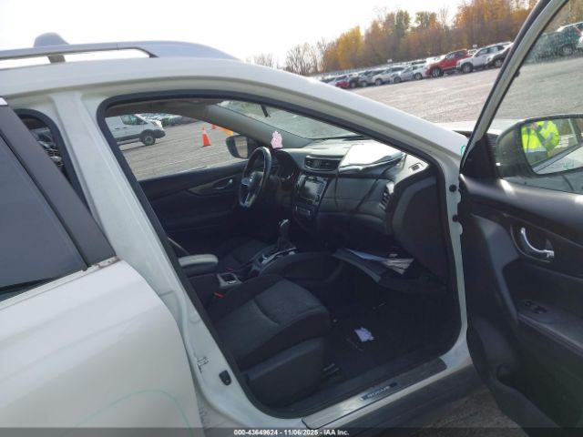 Nissan Rogue Sv Intelligent Awd Image 5