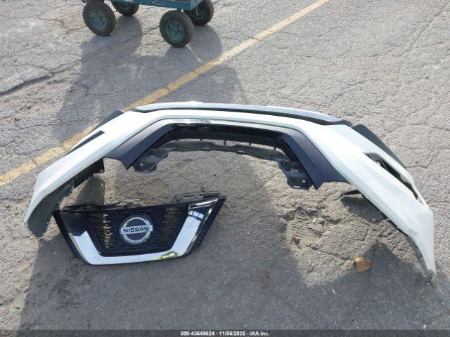 Nissan Rogue Sv Intelligent Awd Image 3