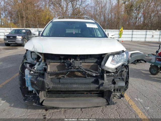 Nissan Rogue Sv Intelligent Awd Image 11