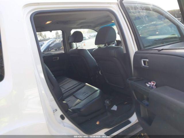 Honda Pilot Touring Image 6