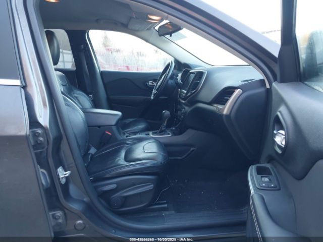 Jeep Cherokee North Image 5