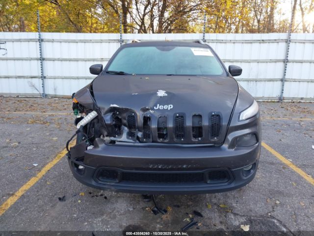 Jeep Cherokee North Image 11