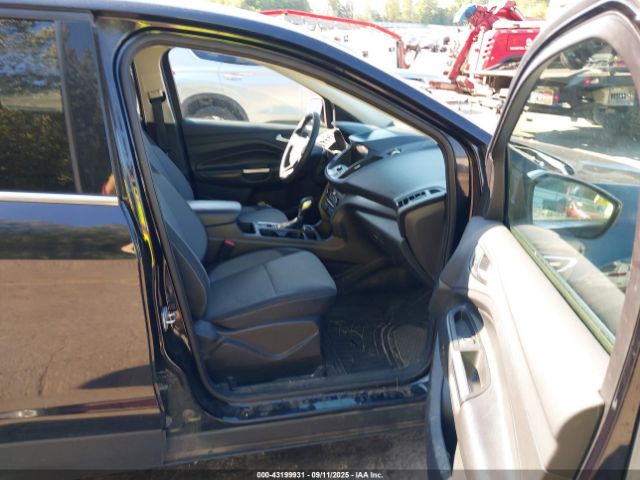 Ford Escape Se Image 9