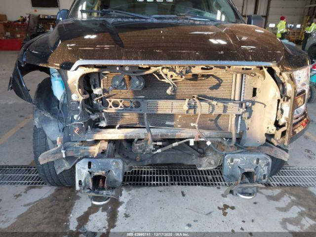 Ford F-150 Xlt Image 4