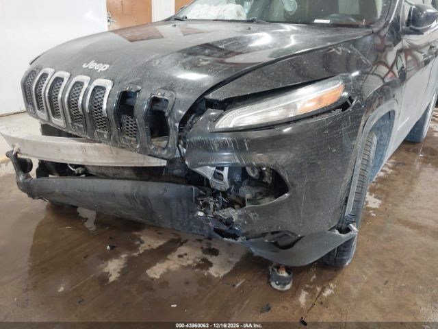 Jeep Cherokee North Image 4