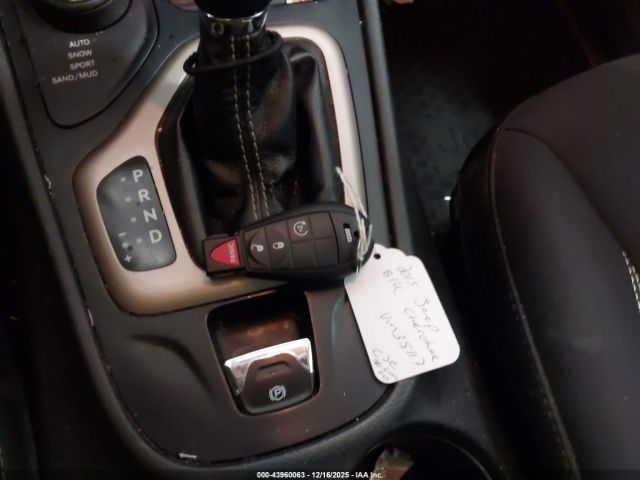 Jeep Cherokee North Image 8