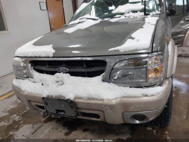 Ford Explorer Eddie Bauer Image 4