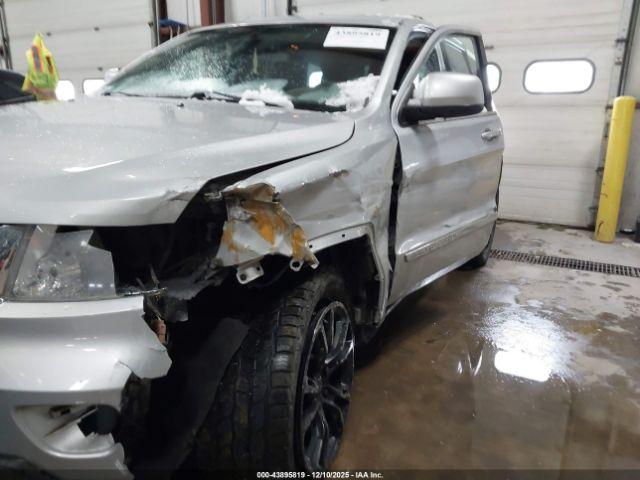 Jeep Grand Cherokee Laredo Image 9