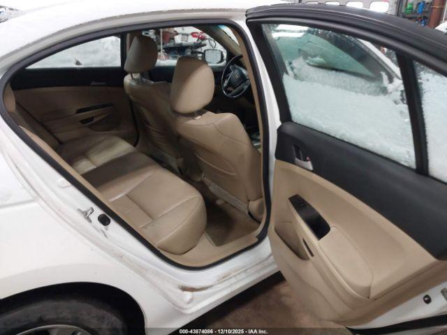 Honda Accord 2.4 Se Image 15