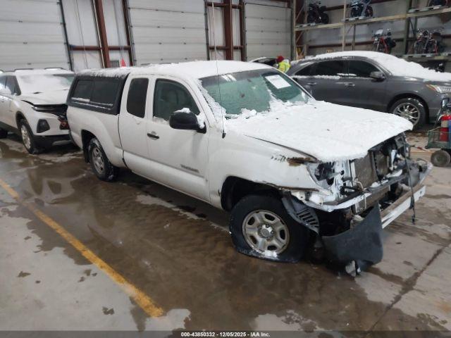  Salvage Toyota Tacoma