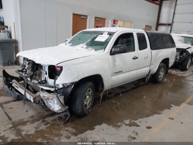 Toyota Tacoma Image 3