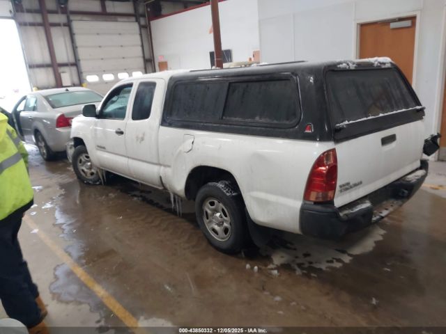 Toyota Tacoma Image 5