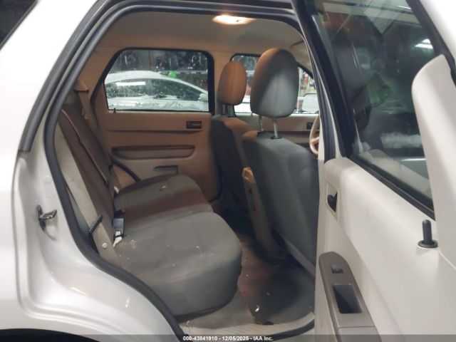 Ford Escape Xls Image 10
