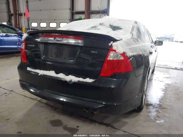 Ford Fusion Sel Image 13