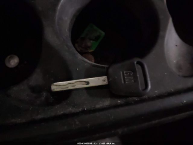 GMC Savana Work Van Image 2