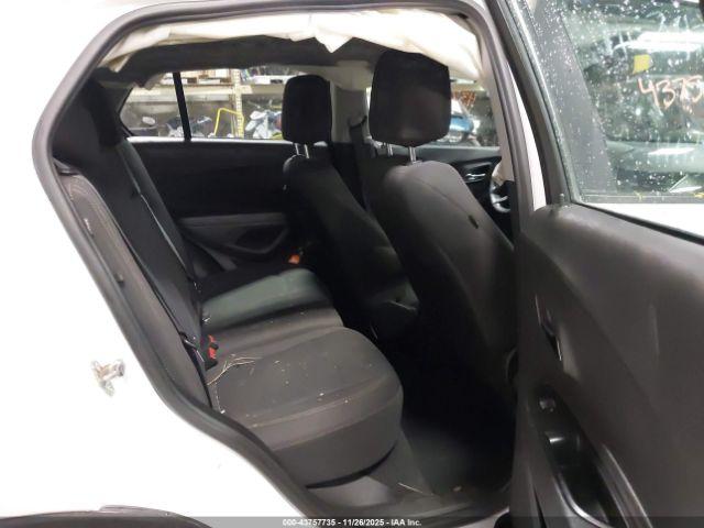 Chevrolet Trax Ls Image 10