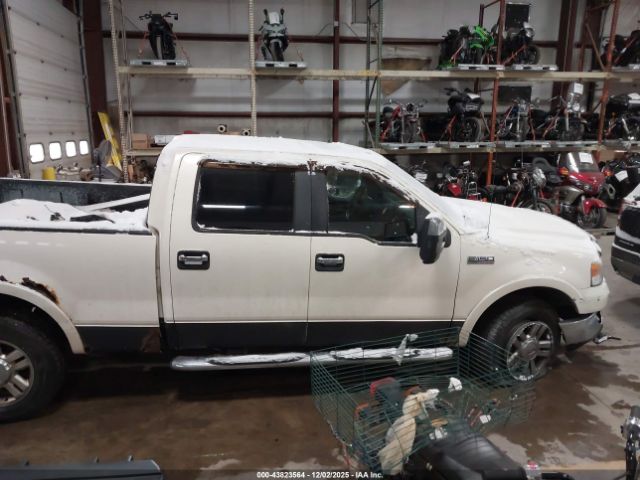 Ford F-150 Lariat Image 14