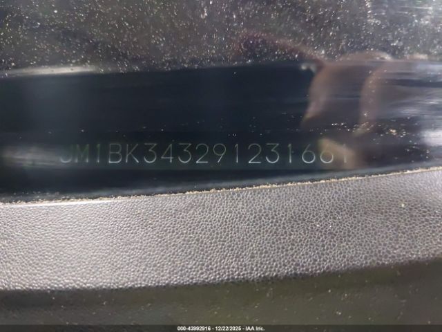 Mazda Mazda3 S Grand Touring Image 8