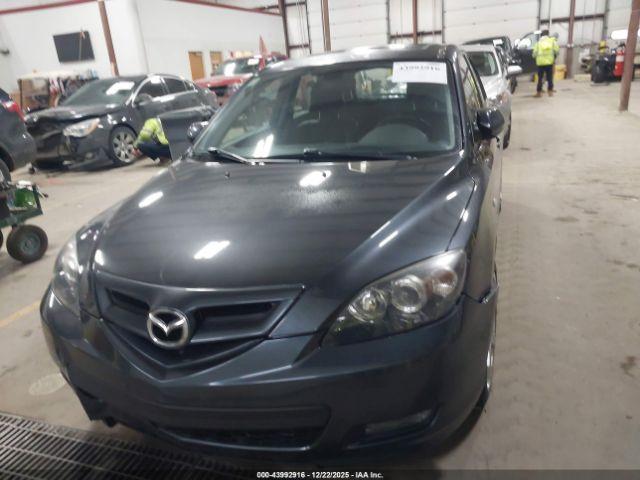 Mazda Mazda3 S Grand Touring Image 3