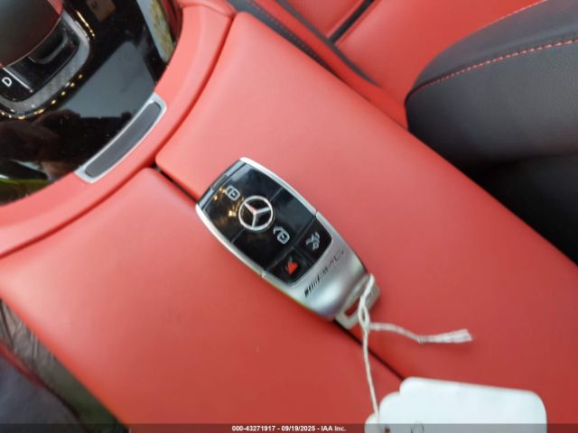 Mercedes-Benz G-Class Image 9