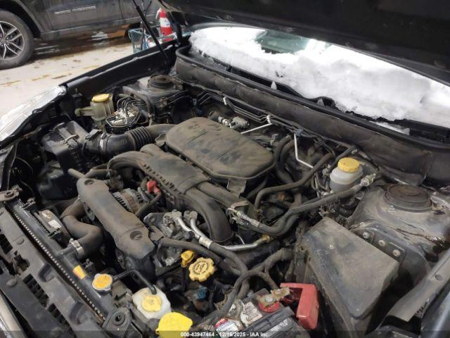 Subaru Outback 2.5i Limited Image 10