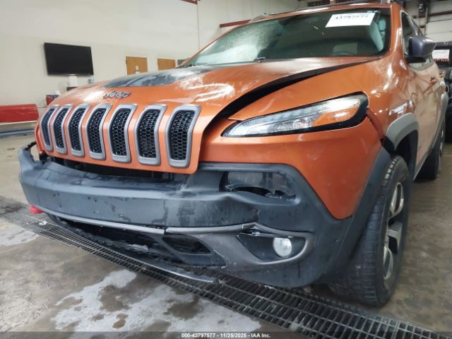 Jeep Cherokee Trailhawk Image 11