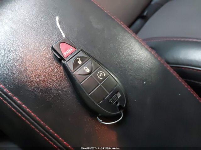 Jeep Cherokee Trailhawk Image 13