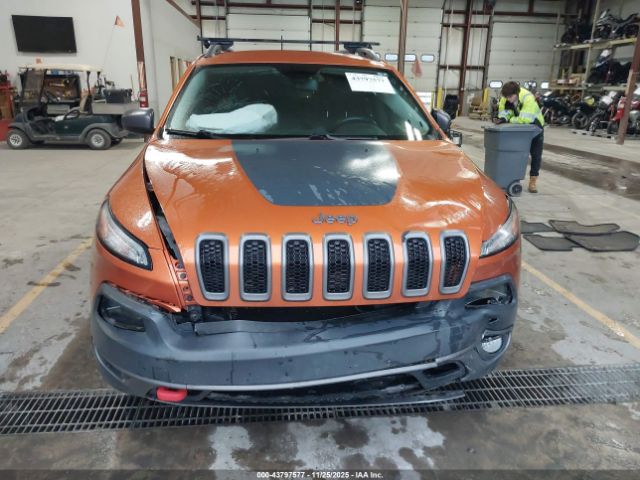 Jeep Cherokee Trailhawk Image 10