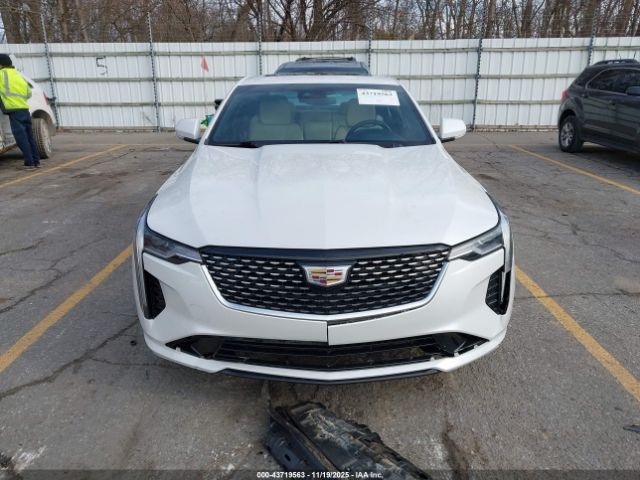 Cadillac CT4 Premium Luxury Image 7