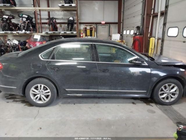 Volkswagen Passat 1.8t S Image 13