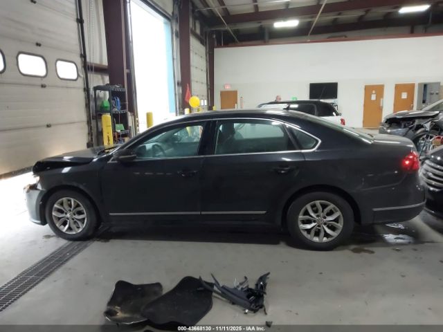 Volkswagen Passat 1.8t S Image 16