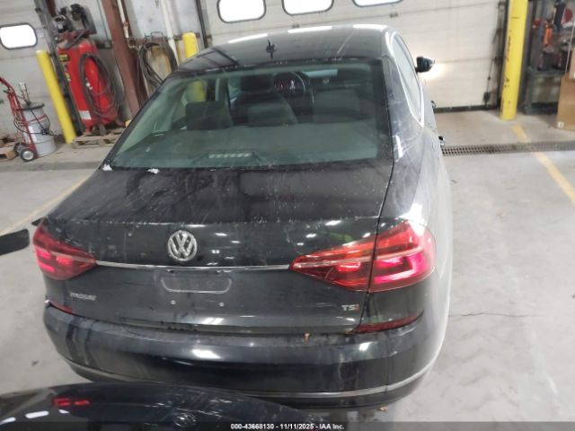 Volkswagen Passat 1.8t S Image 17