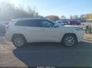 Jeep Cherokee Overland 4x4 Image 2