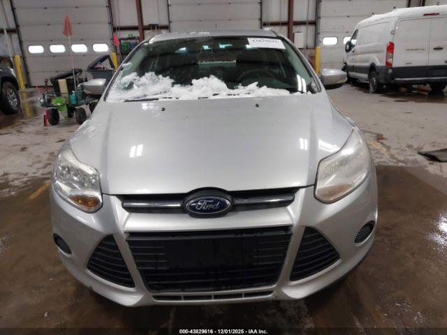 Ford Focus Se Image 9